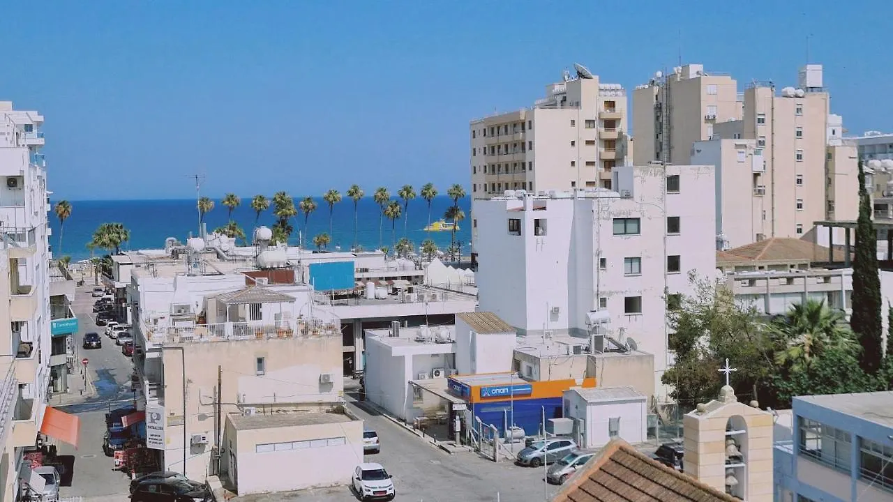 Apartment Stay Kallucci'S Maison De La Mer Larnaca